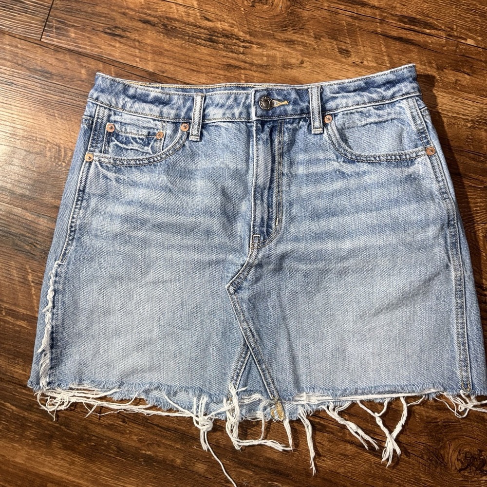 American Eagle ' Super High Rise A-line' Cutoff Jean Skirt‎ Women's Size 6